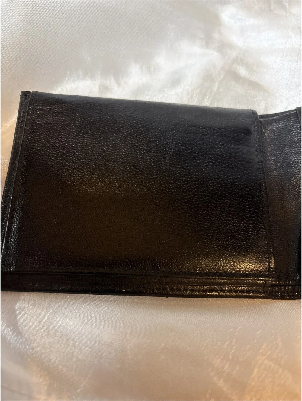 NEW NOS VTG BLACK MENS WALLET MADE FROM GENUINE LAMB SKIN LEATHER